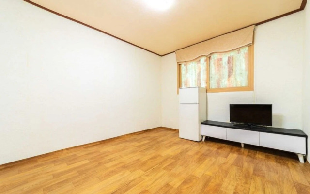 Gangchonpine Hill Pension