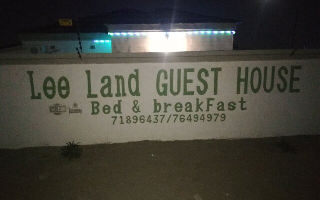 Lee Land Guest House