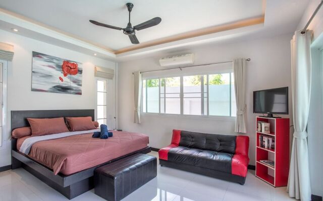 Modern Elegance 3BR Pool Villa Marine