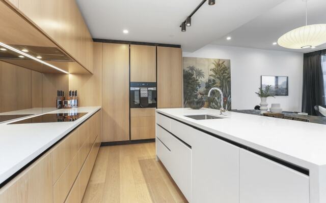 Elegant retreat in Wynyard Quarter
