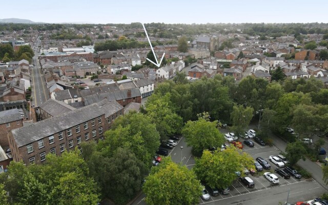 Bollin Suite - Chester Road Apartments by Premier Serviced Accommodation