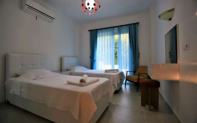 Villa Simay by Akdenizvillam