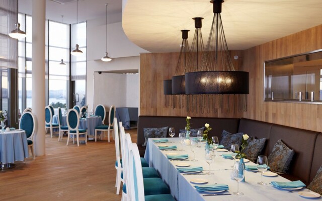 "Приморье" Grand Resort Hotel