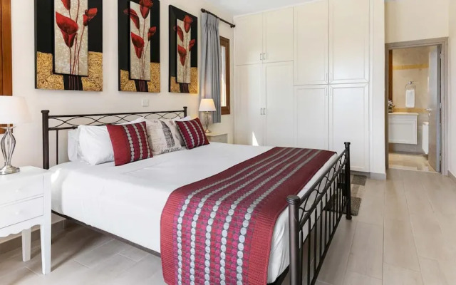 Villa 327 Galinios in Kouklia