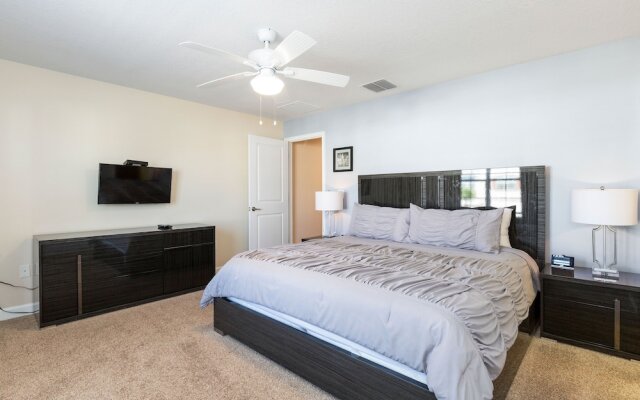 Empire of Champions by VillaDirect