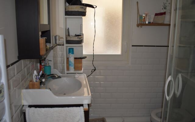 1 Bedroom in Bonne Nouvelle