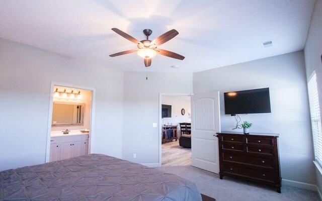 Top Tee B 3 Bedroom Condo