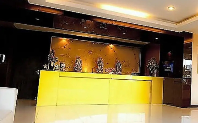 The Residence Airport & Spa