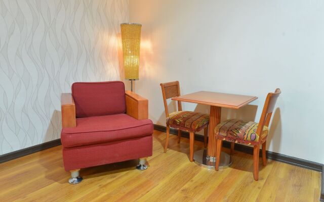 Royal Suites Condotel