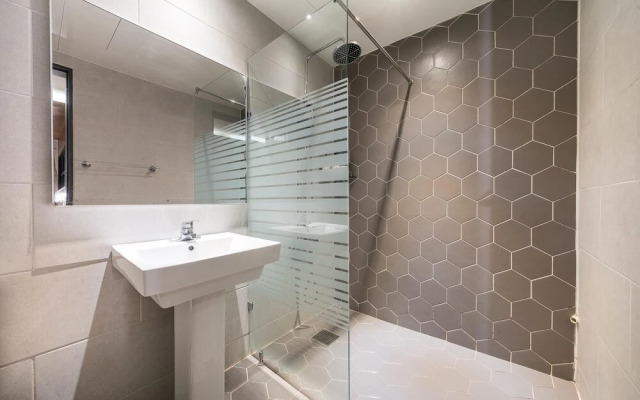 Busan Yonghodong Adena Hotel