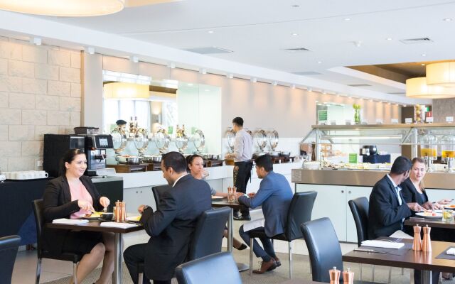 Holiday Inn Parramatta by IHG