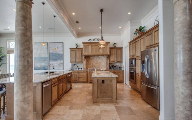 Gulf Paradise by Destin Getaways