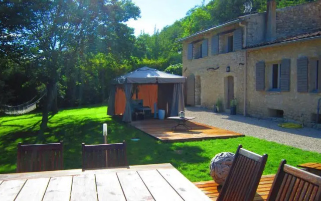 Guesthouse Le nid damour