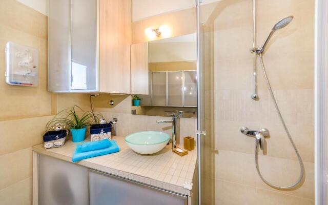 Aquamarine Deluxe Penthouse Apartment