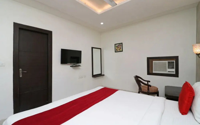OYO 9993 Hotel Idea INN