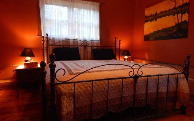 MoonStone Bed and Breakfast