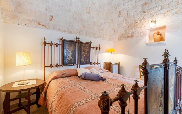 Beautiful Home in Cisternino With 3 Bedrooms and Wifi