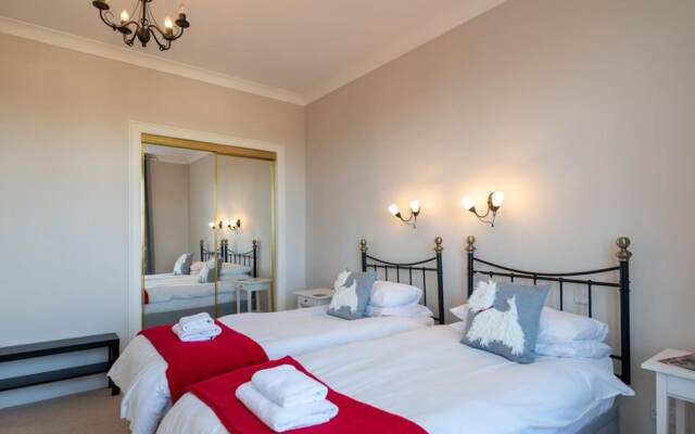 Seascape - 3 Bedrooms