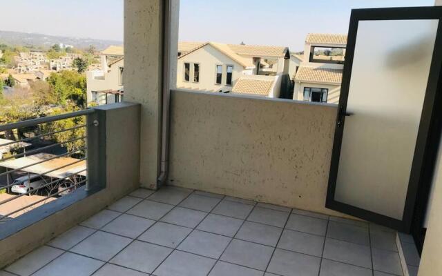 One-Bedroom @24Malibu Loft