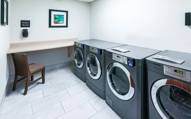 Hampton Inn & Suites Tulsa-Woodland Hills 71st-Memorial