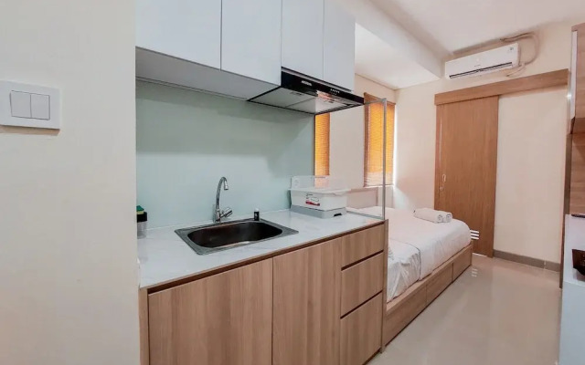 Comfort and Cozy Studio Apartment at B Residence