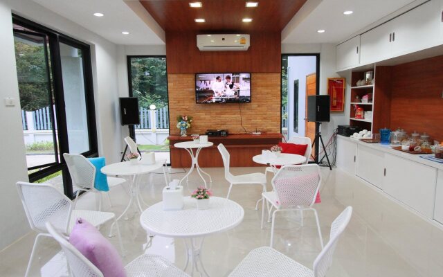 Phakawan Hotel