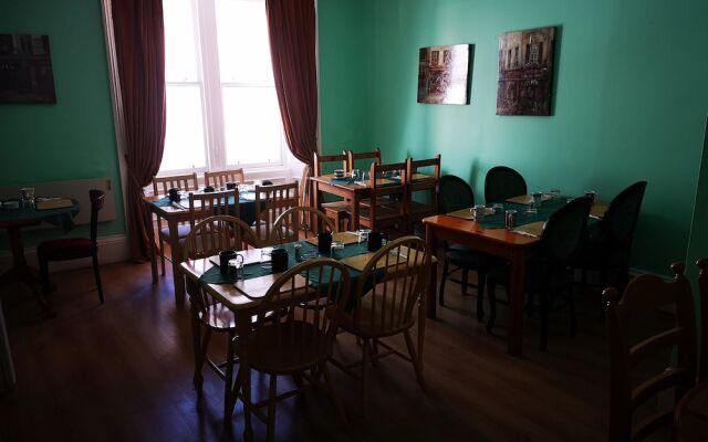 Claredon Hotel