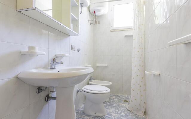 Villa with garden in Torre dell'Orso-Villa Ray