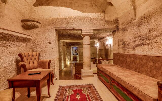 Ada Cave Suites Hotel