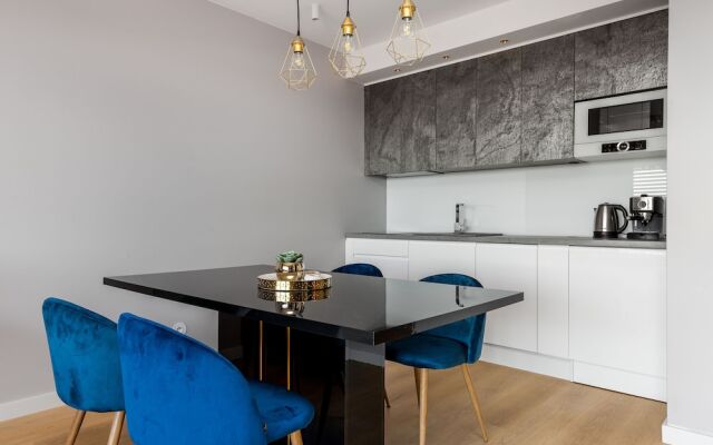 Frey Homes Waterlane Glamour &SPA