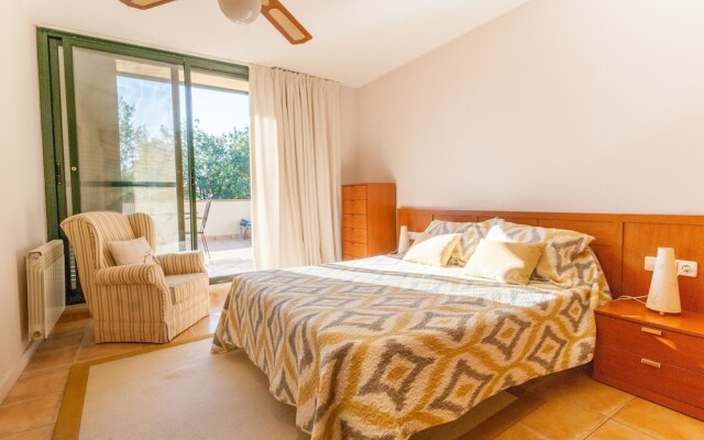 Modern Villa in Navata Catalonia With Swimming Pool