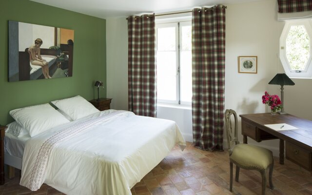 La Clairiere De La Reine Hortense