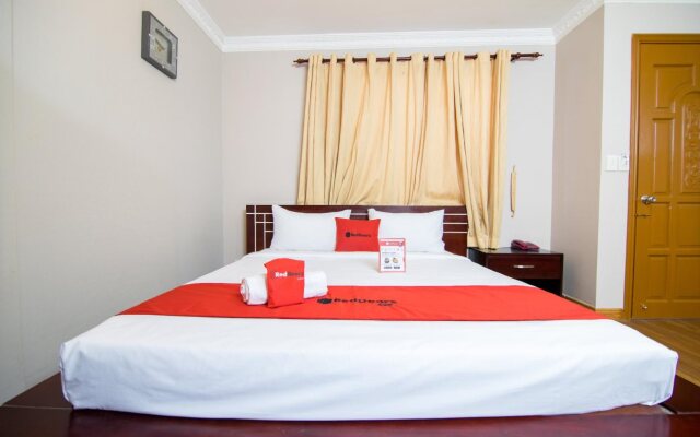 S79 Quynh Giang Airport Hotel