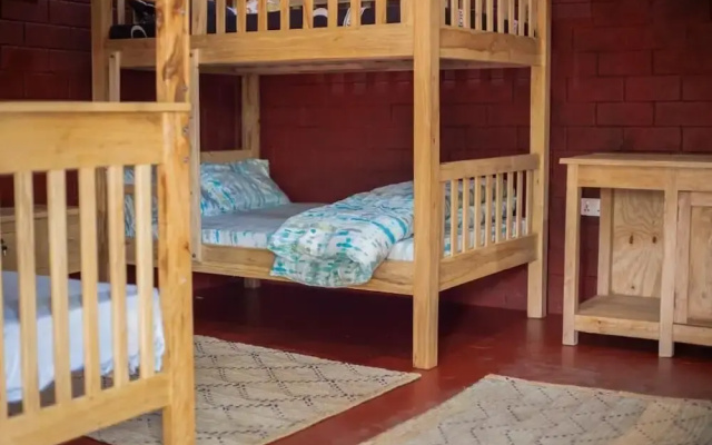 Meleji House