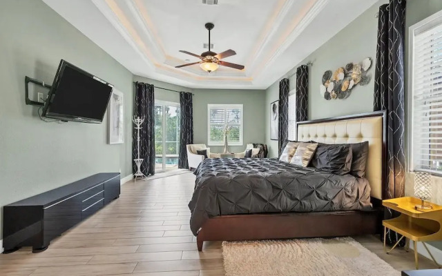 333 Trieste Drive