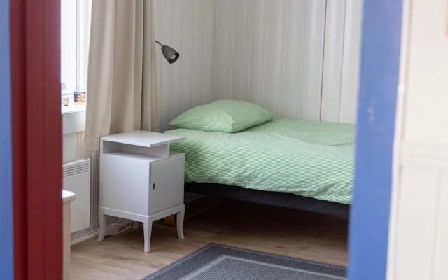 Ekker Island Arctic Lodge