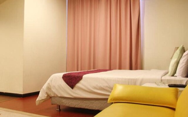 Prince Hotel