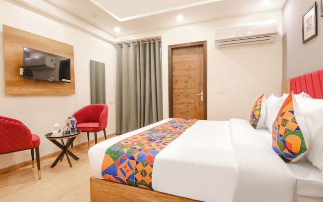 Fabhotel Nature View