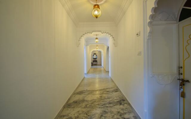 OYO 23380 Raj Palace