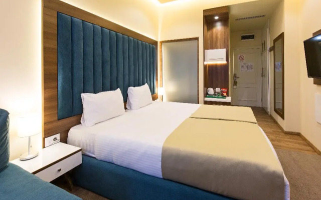 Marquise Hotel