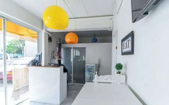 Take a Rest Donmueang