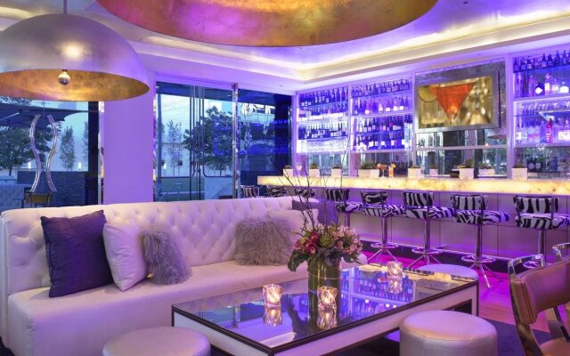 Avenue of the Arts Costa Mesa, a Tribute Portfolio Hotel