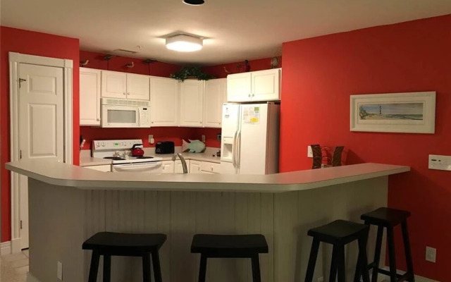 Ballast Point Villa 1313 3 Br condo by RedAwning