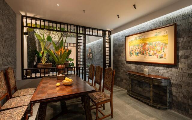 Le Parfum Apartment And Hotel