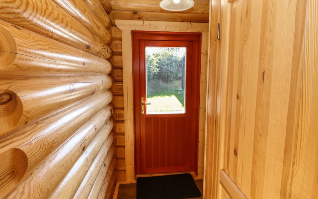 Pine Lodge