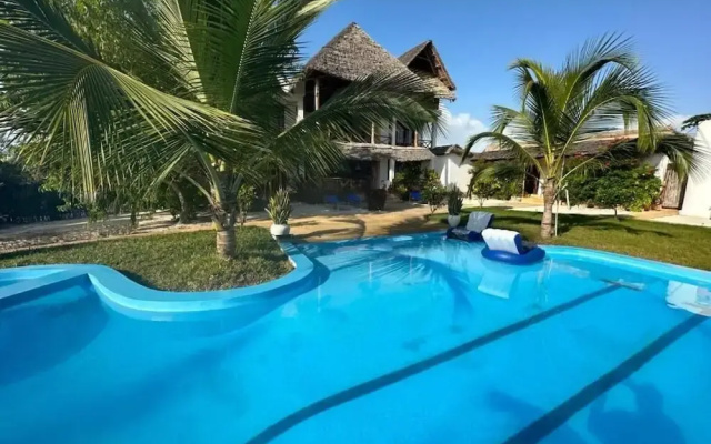 Hoom zanzibar