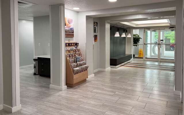 Motel 6 Springfield, IL