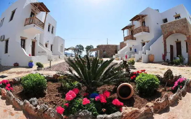Panteli Beach Studios & Apartments