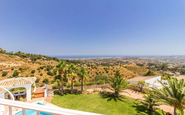 Solaga - Villa Media Luna