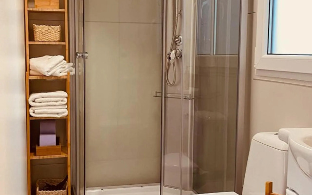 MAGNOLIA HOUSE by the RIVER